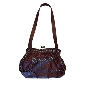 Arahoe 100% Genuine Leather Turquoise Studded Kisslock Clasp Western Bag